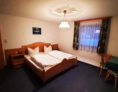 zimmer appartement 2 für 3 bis 5 personen